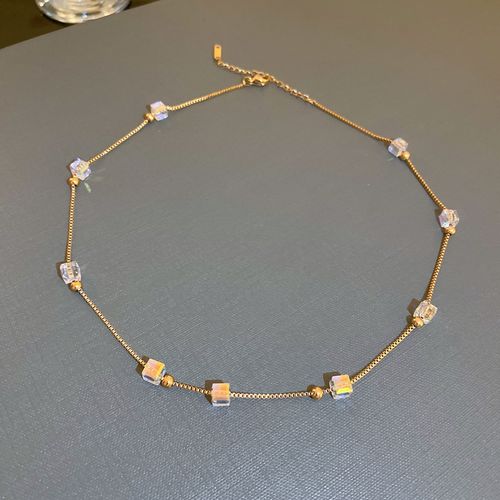 Crystal Cube Necklace - Titanium Steel Collarbone Chain for Women, Luxury Minimalist Design, Fashion Statement Piece for Influencers