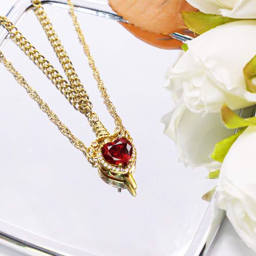 Golden Arrow Through Heart 2 in 1 Necklace Alloy Plated with Moissanite Light Luxury Versatile.