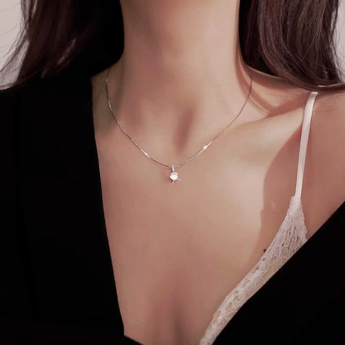 Women's Dainty Minimalist Zircon Pendant Necklace - Sparkly Cold Aesthetic, Unique Dainty Collarbone Chain