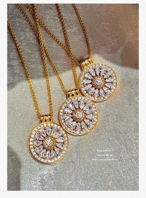 Sparkle! Traditional Compass Necklace - New Chinese Style Retro Lemon Slice Pendant Hollow & Elegant