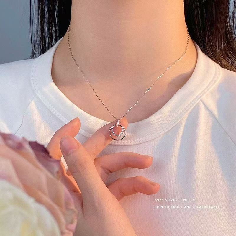 🎄（Buy one, get one free）Round Four-Pointed Star Necklace for Women - Dainty & Minimalist Design, Premium Clavicle Chain