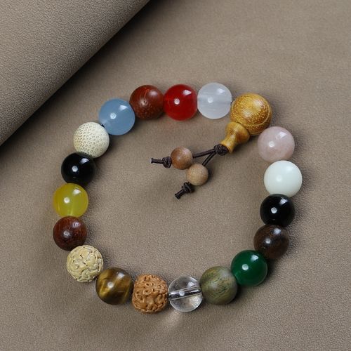 Eighteen-seed multi-treasure bracelet Bodhi 18 seeds 18-seed Buddhist beads jewelry Star Moon Wenwan men's and women's bracelet live broadcast hot style