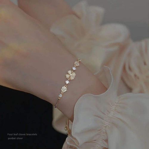 Luxury Zircon Opal Clover Adjustable Bracelet for Women New Fashion Sparkling Flower Bracelet Wedding Jewelry Bracelet