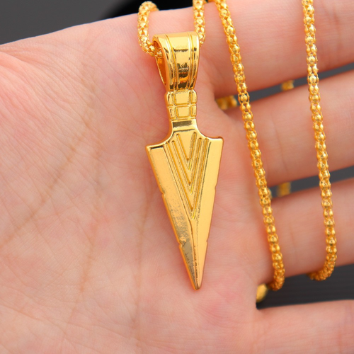 Cross-border hot selling retro lion head owl Thor's hammer demon eye trinity knot arrow necklace pendant jewelry wholesale