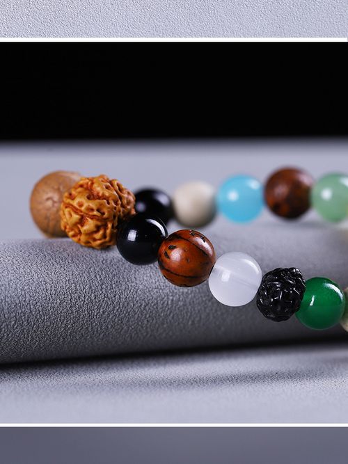 Eighteen-seed multi-treasure bracelet Bodhi 18 seeds 18-seed Buddhist beads jewelry Star Moon Wenwan men's and women's bracelet live broadcast hot style