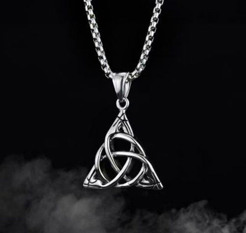 Cross-border hot selling retro lion head owl Thor's hammer demon eye trinity knot arrow necklace pendant jewelry wholesale