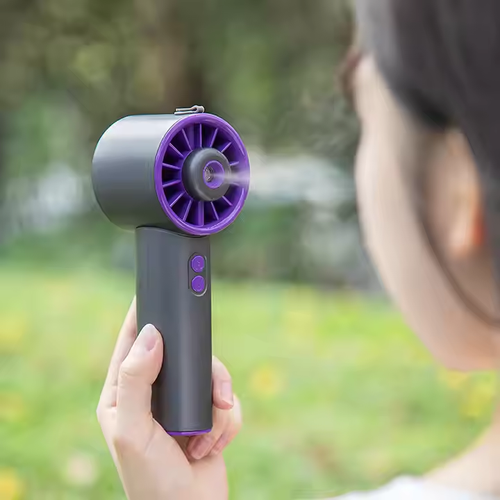 Portable handheld refrigeration spray small fan