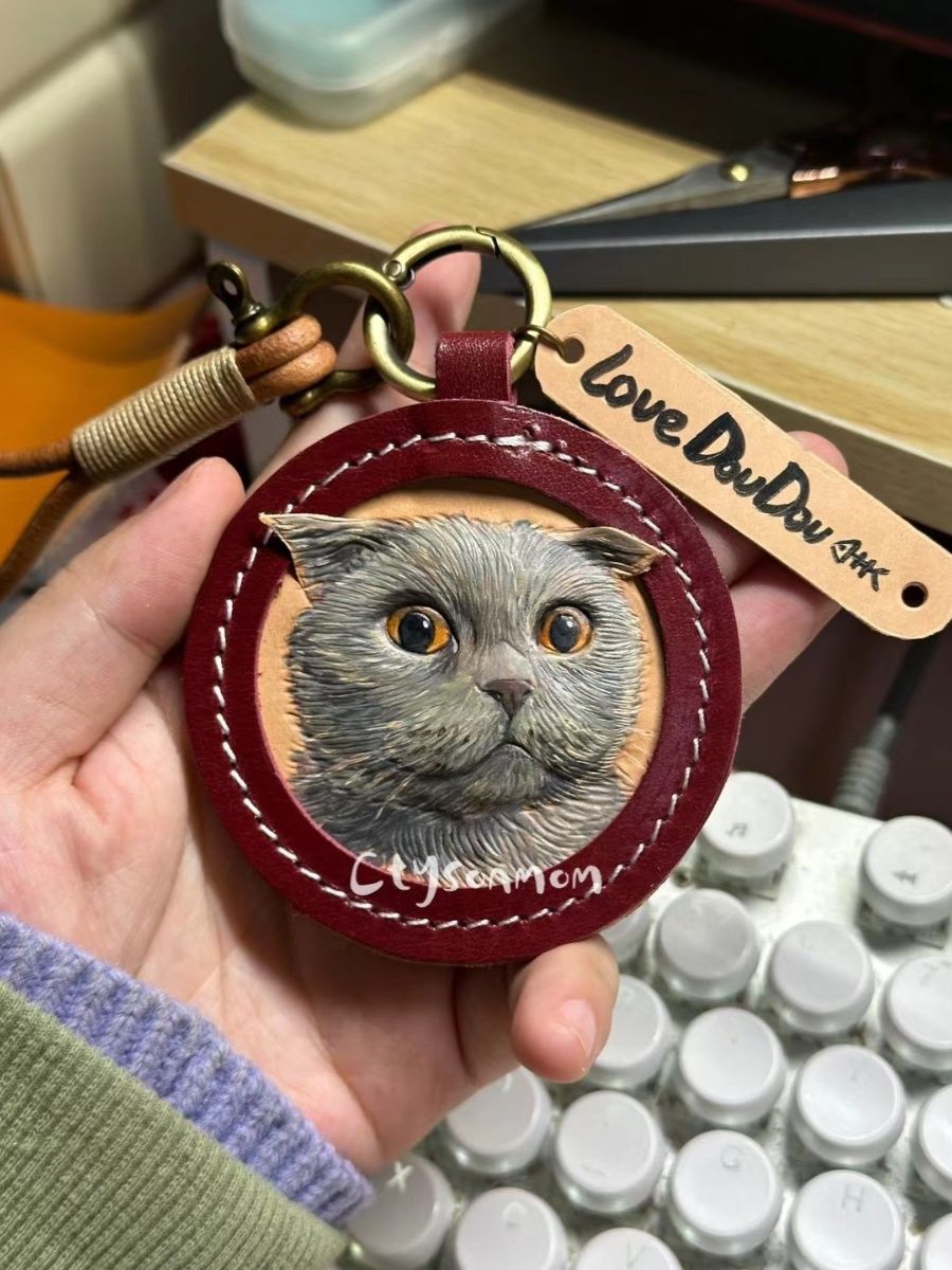 Custom 3D Leather Pet Engraving – Personalized Portrait & Name Carving Keepsake