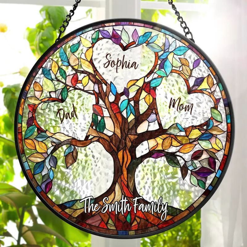 Personalized Family Tree Suncatcher Ornament – Custom Names on Stained Glass Look – Heartwarming Gift for Parents or Grandparents