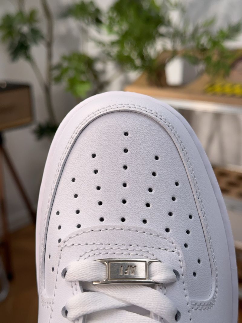 Nike Air Force 1 Low Top Sneakers - Men's Women's