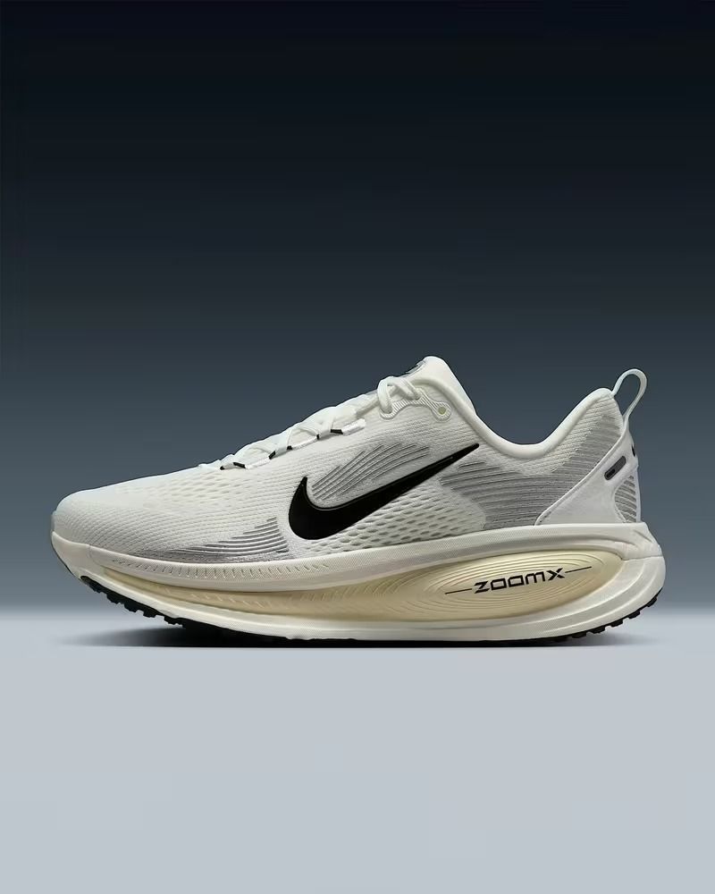 Nike Vomero 18 Sneakers, women's running shoes for asphalt and road running, white color, lightweight athletic footwear with comfortable cushioning, model HM6804-101