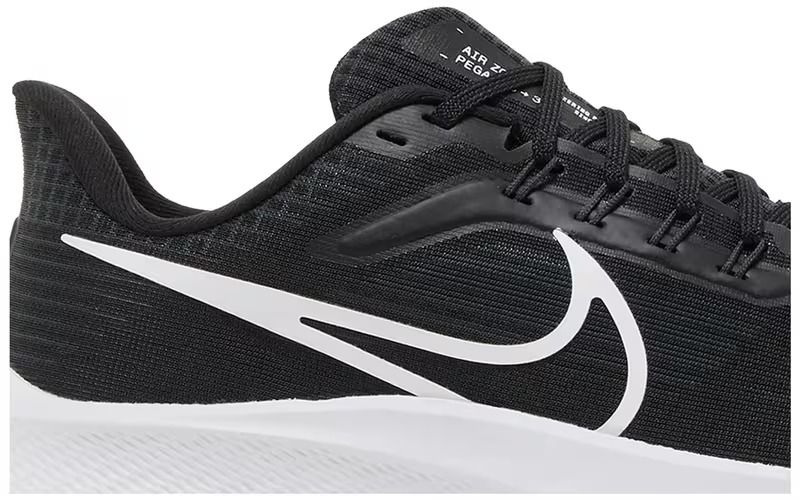 Nike Air Zoom Pegasus 39 Sneakers, women's running shoes for asphalt and road running, black color, lightweight athletic footwear with comfortable cushioning, model DH4072-001