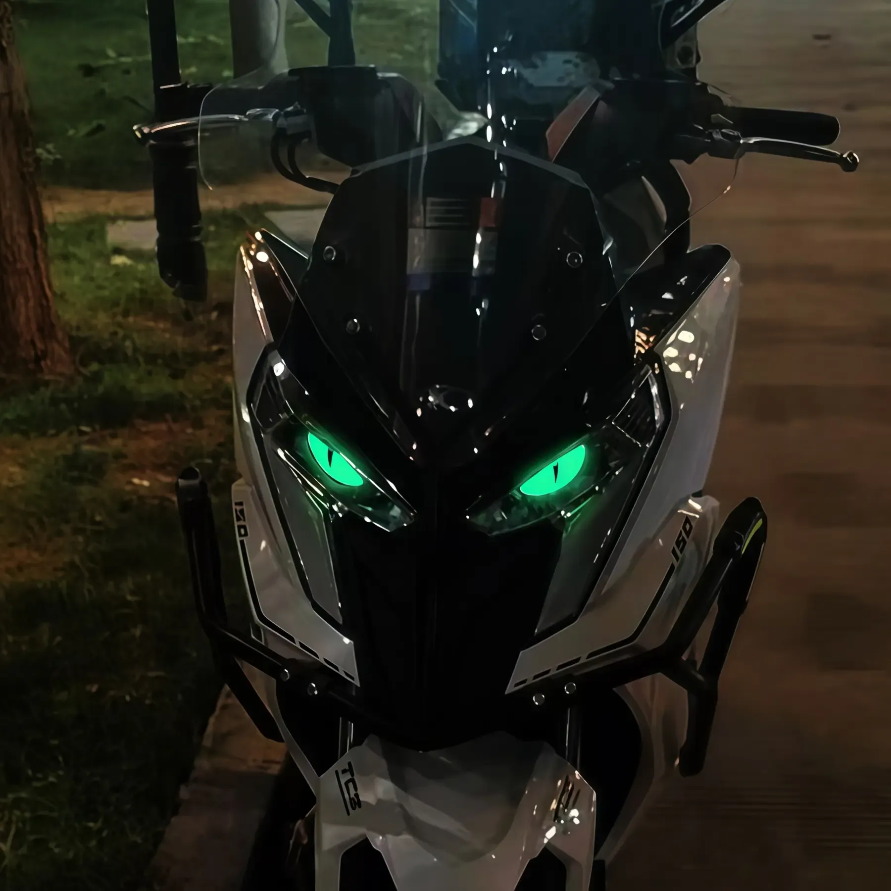 Stereo Devil Eye Glow Stickers, Universal for Electric Vehicles & Helmets Decoration, Buy 1 Get 2 Free, Available in 3 Colors (Blue, Red, Black Eyes)