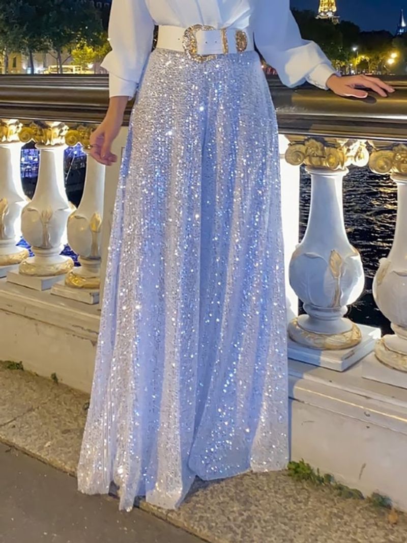 Elegáns hosszú ujjú, V-nyakú blúz és bő szárú, flitteres overál