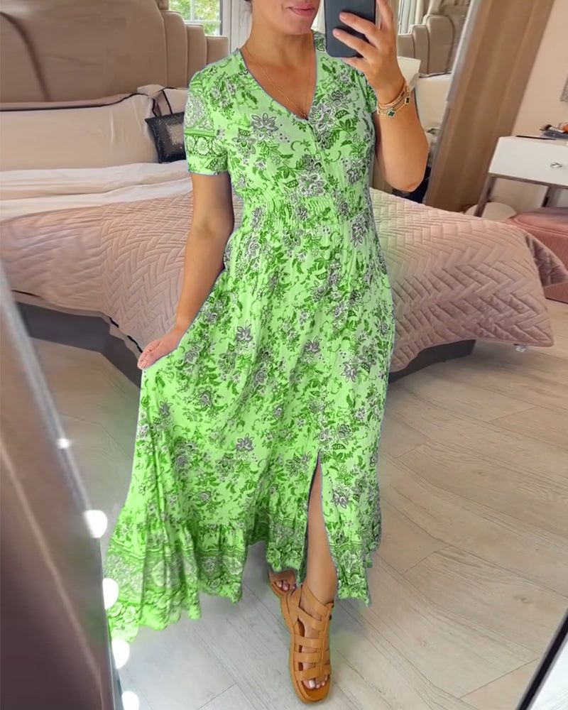 👗 Virágmintás ruha hegyes nyakkivágással