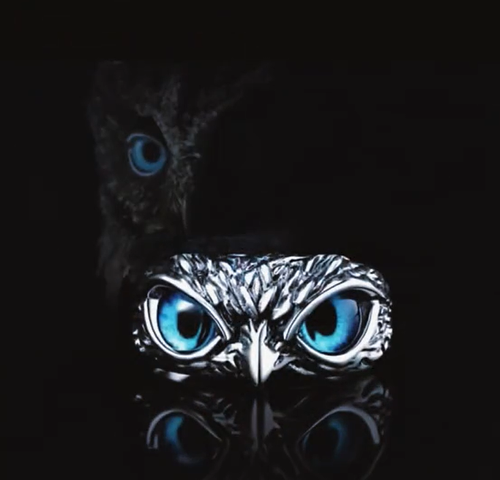 Owl Ring with Blue Eyes | Wear Mystery on Your Fingertips