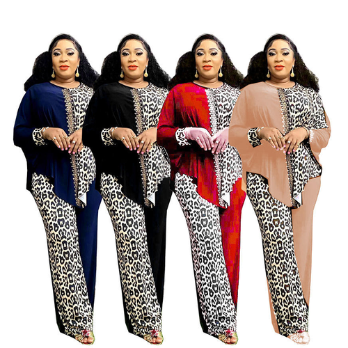 Plus-Size Loose-Fit Batwing Sleeve Top & Trousers Set — Leopard Print, Color-Block, and Rhinestone Embellishment