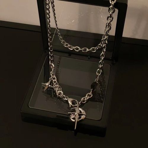 Punk necklace