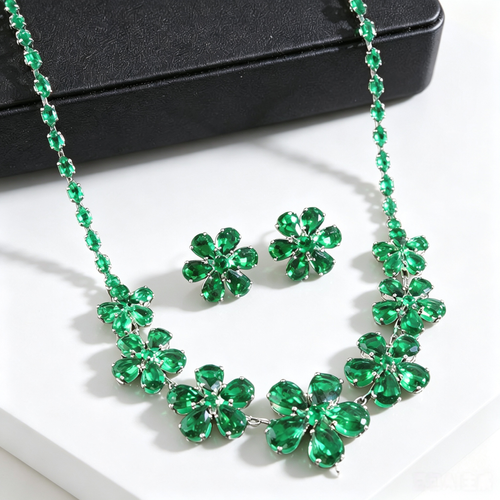 Emerald Jewelry Set