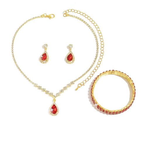 Explosive set with water droplet shaped zircon water droplet pendant, simple women's set with elegant collarbone chain