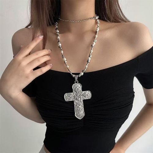 Punk heavy industry style pearl cross pendant necklace for female niche Y2K subculture trend collarbone chain