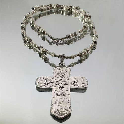 Punk heavy industry style pearl cross pendant necklace for female niche Y2K subculture trend collarbone chain