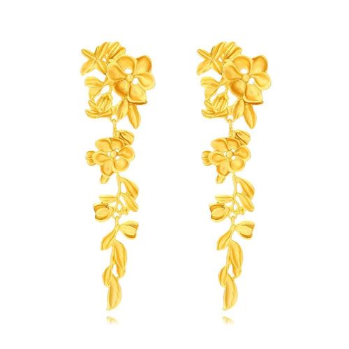 Holiday style flower gold tassel earrings for women, light luxury, niche, exaggerated, and grand. Earnail design adds a touch of elegance to the face. Small earrings