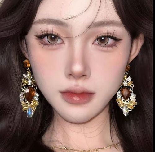 Elegant feeling, light luxury, heiress earrings, retro heavy industry zircon exaggerated earrings, long temperament earrings, earrings, ear clips
