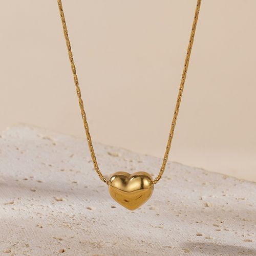 Love necklace for women, elegant clavicle necklace, niche design, simple and versatile necklace