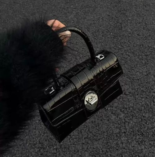 Crocodile pattern patent leather bag, high-quality textured small square handbag