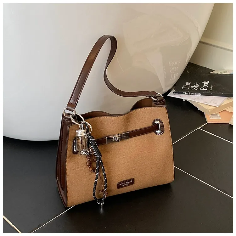 Niche Western-style large-capacity women's bag trendy fashion shoulder armpit bag