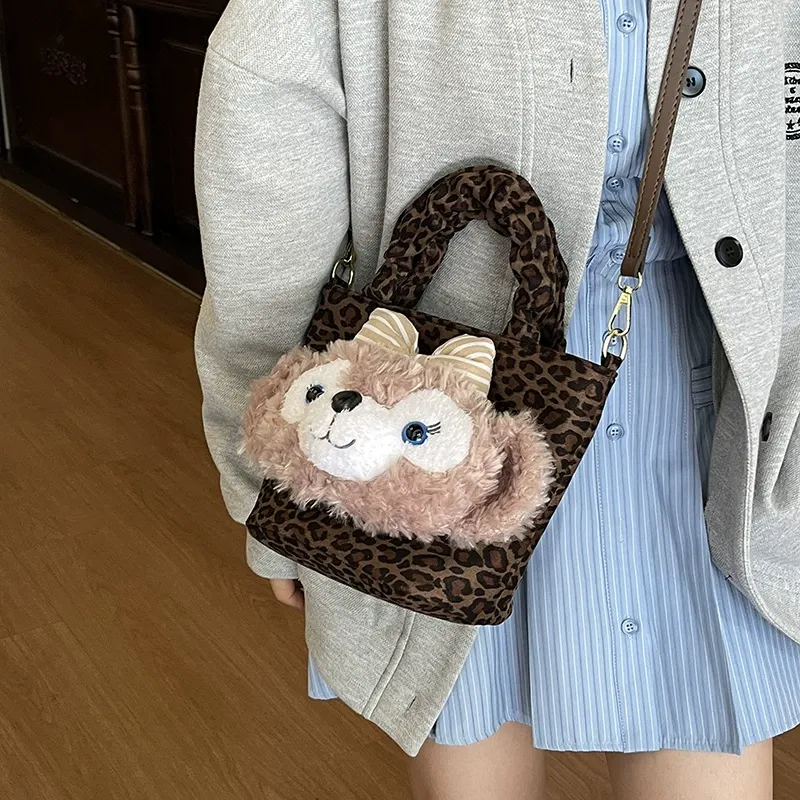 Cute and fashionable cartoon women's bag new style stylish going out shoulder bag plush crossbody handbag