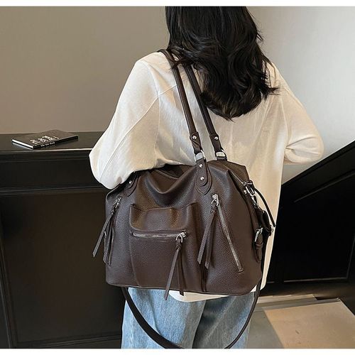 Trendy and popular large-capacity handbags, commuter shoulder bags, messenger bags, versatile and fashionable