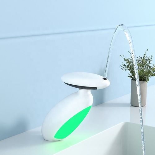 New Design Best Price of LED Ambient Light Wash Basin Pull Out Lavatory Basin Faucet Bathroom Faucets