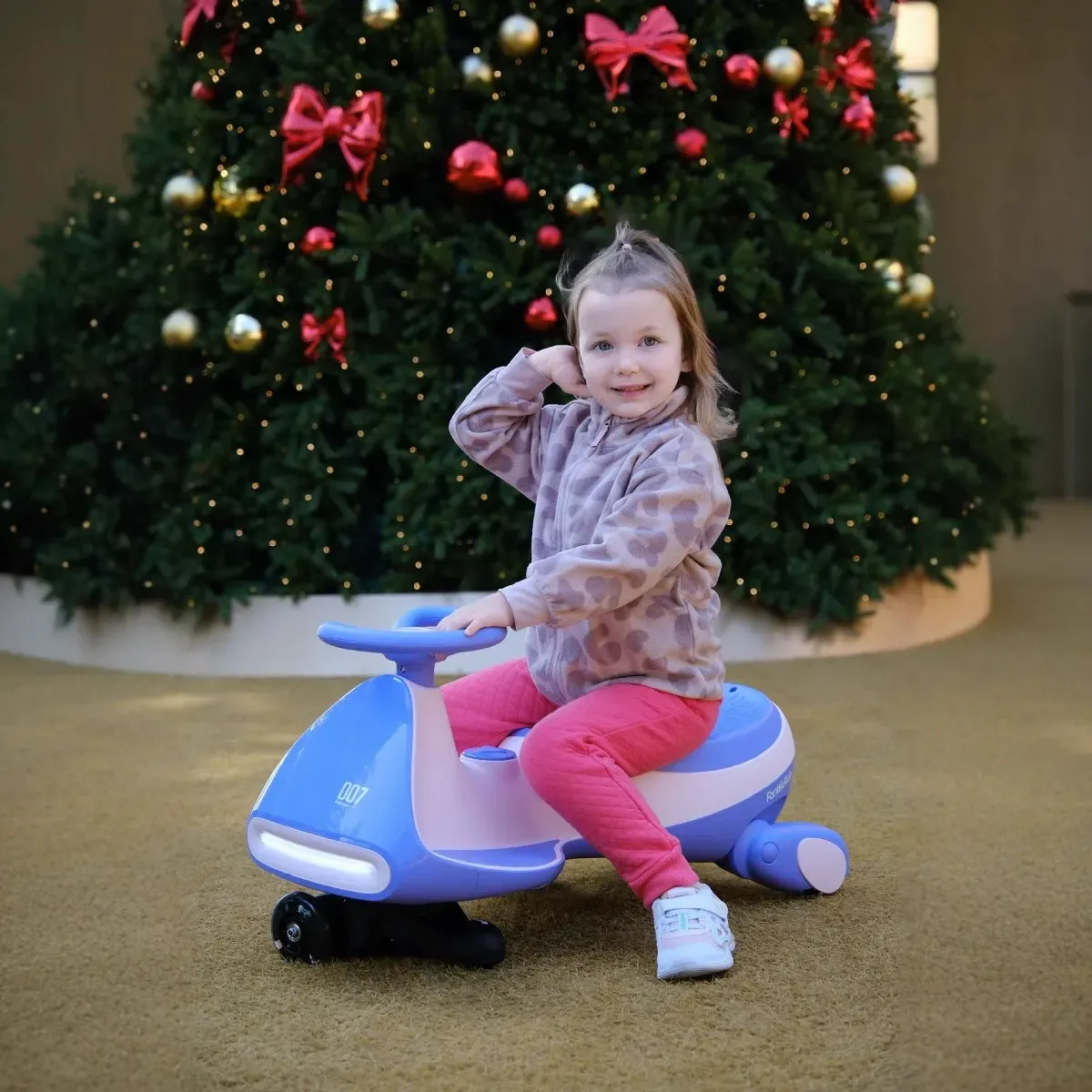 Customized Children's Twist Car Baby Twist Car Four-wheel Swing Car Anti-rollover Carver with Music Lights