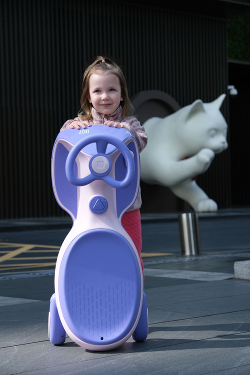 Customized Children's Twist Car Baby Twist Car Four-wheel Swing Car Anti-rollover Carver with Music Lights