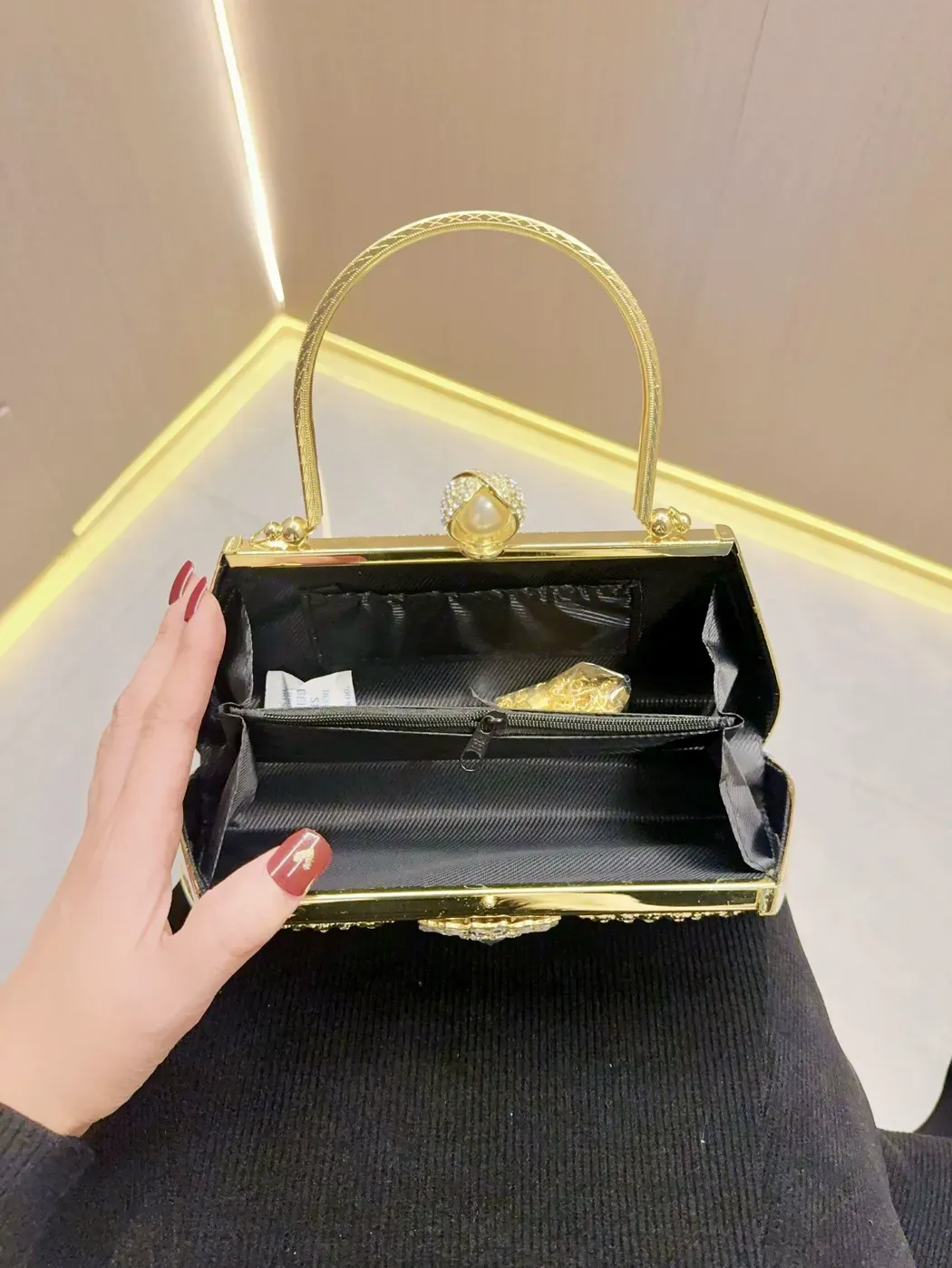 Luxury Women Fashion Pearl Purse Party Wedding Diamond Handbag Evening Bags Clutch for Ladies