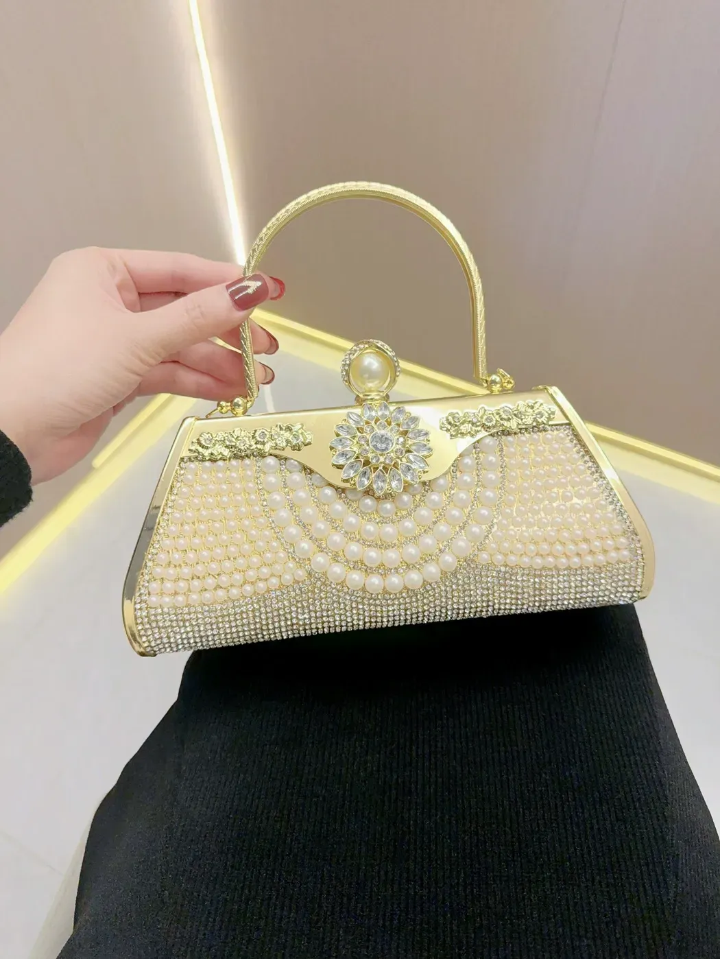 Luxury Women Fashion Pearl Purse Party Wedding Diamond Handbag Evening Bags Clutch for Ladies