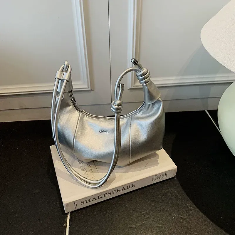 High-grade small bag for women 2025 new style fashionable dumpling bag versatile crossbody bag