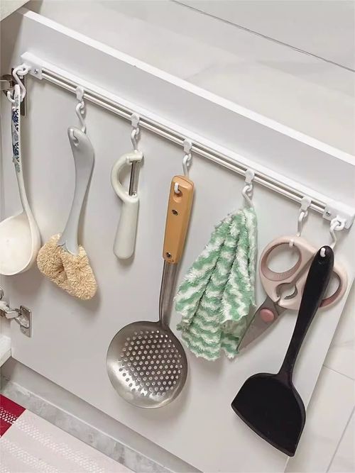 Kitchen Storage Rack Adhesive Hook Strong Rear Door Slide Rail Hanger Punch-Free Row Hook for Tool Storage Made of Plastic