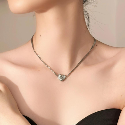 Magnetic Heart Necklace Simple Clavicle Chain Fashion Necklace