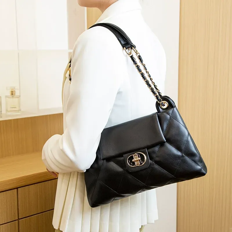 Women's single-shoulder chain bag, fashionable and versatile crossbody bag, high-value handbag