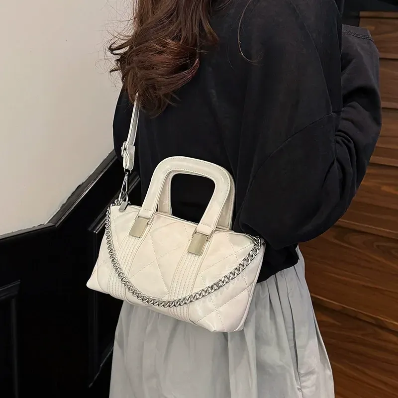 High-end retro hand-held pillow bag, fashionable patchwork shoulder bag