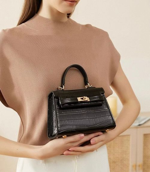 2025 new women's bag shoulder crossbody bag light luxury handbag Kelly bag versatile fashion small bag