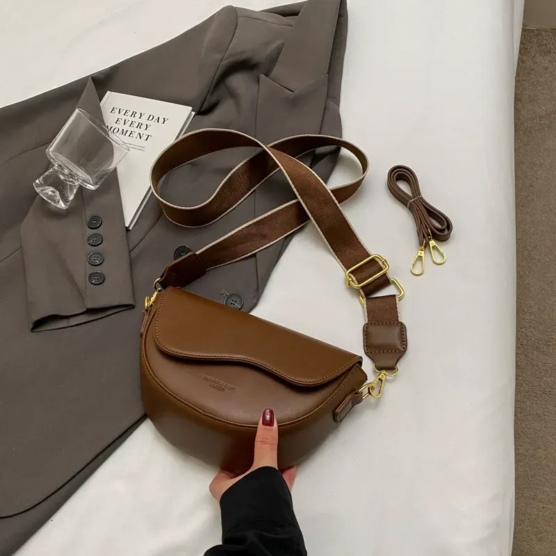 Vintage Dumpling Bag Women Woven Crescent Armpit Shoulder Saddle Bags Pu Leather Handbags Clutch Underarm Purses for Ladies