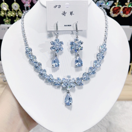 High-end teardrop plum blossom zircon necklace and earring set