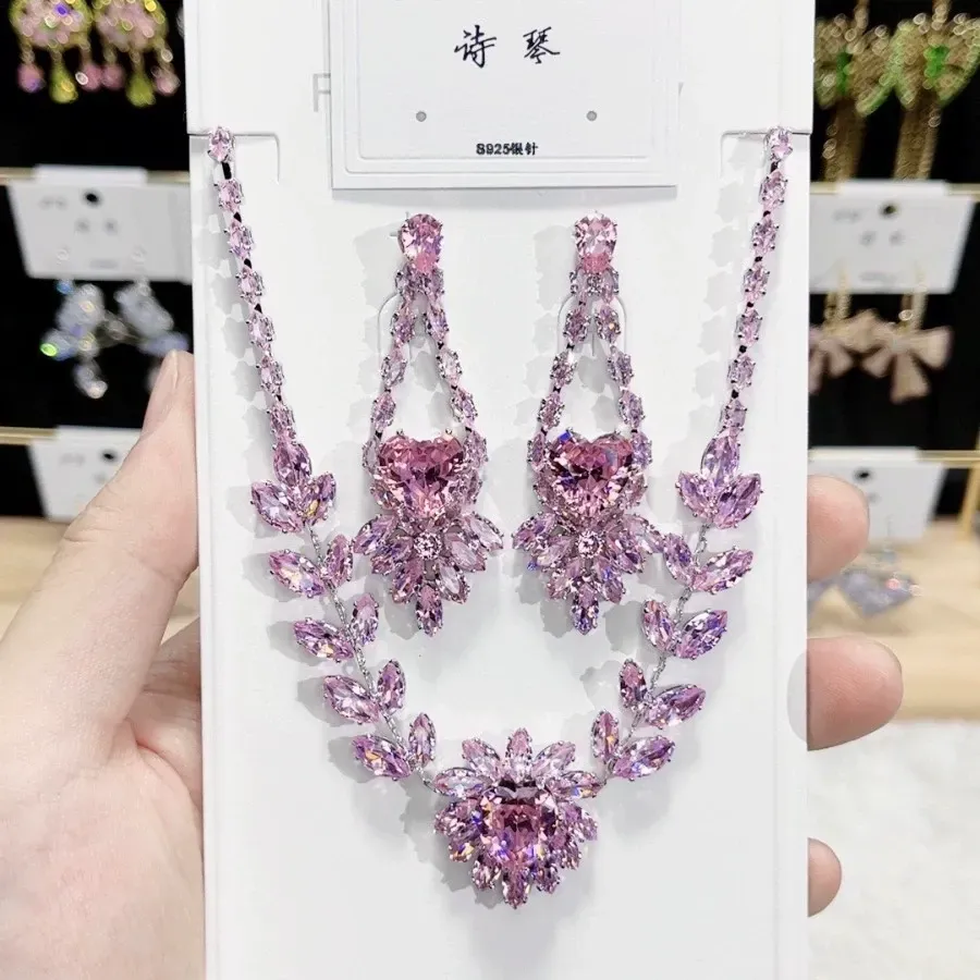 Luxury zircon pink heart temperament earrings and necklace