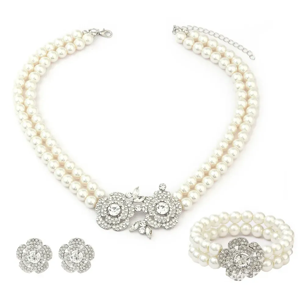 Pearl Flower Necklace Bracelet Earrings Three-Piece Set