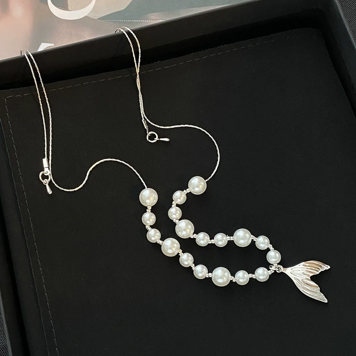 Fishtail Pearl Necklace Adjustable Length Clavicle Chain