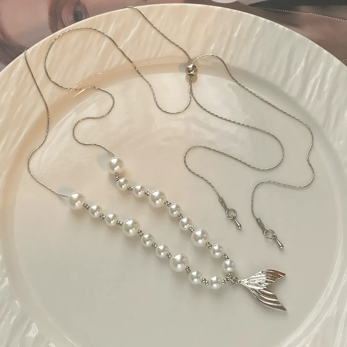 Fishtail Pearl Necklace Adjustable Length Clavicle Chain